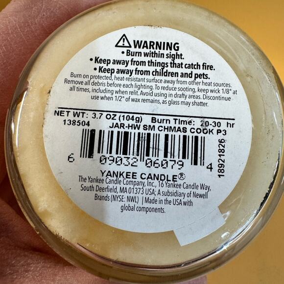 Yankee Candle - Candle - Christmas Cookie Candle -  3.7oz Candle NWT - Picture 2 of 2